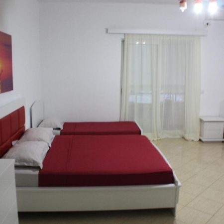 Vila Konomi Sarande Bagian luar foto