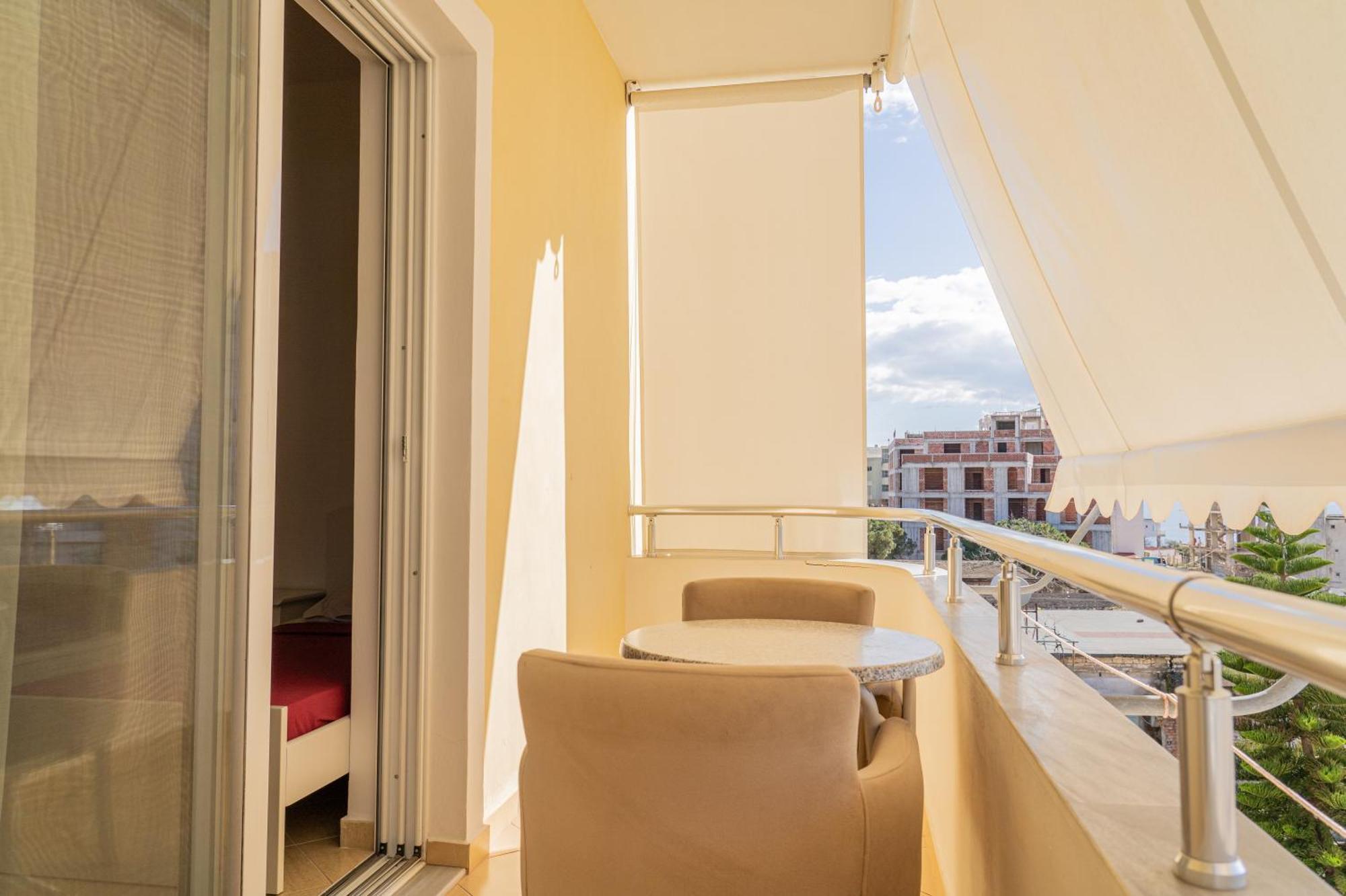 Vila Konomi Sarande Bagian luar foto